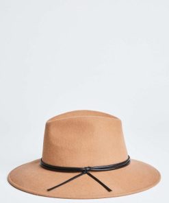 Deniscarl.shop5b01c4f202 1